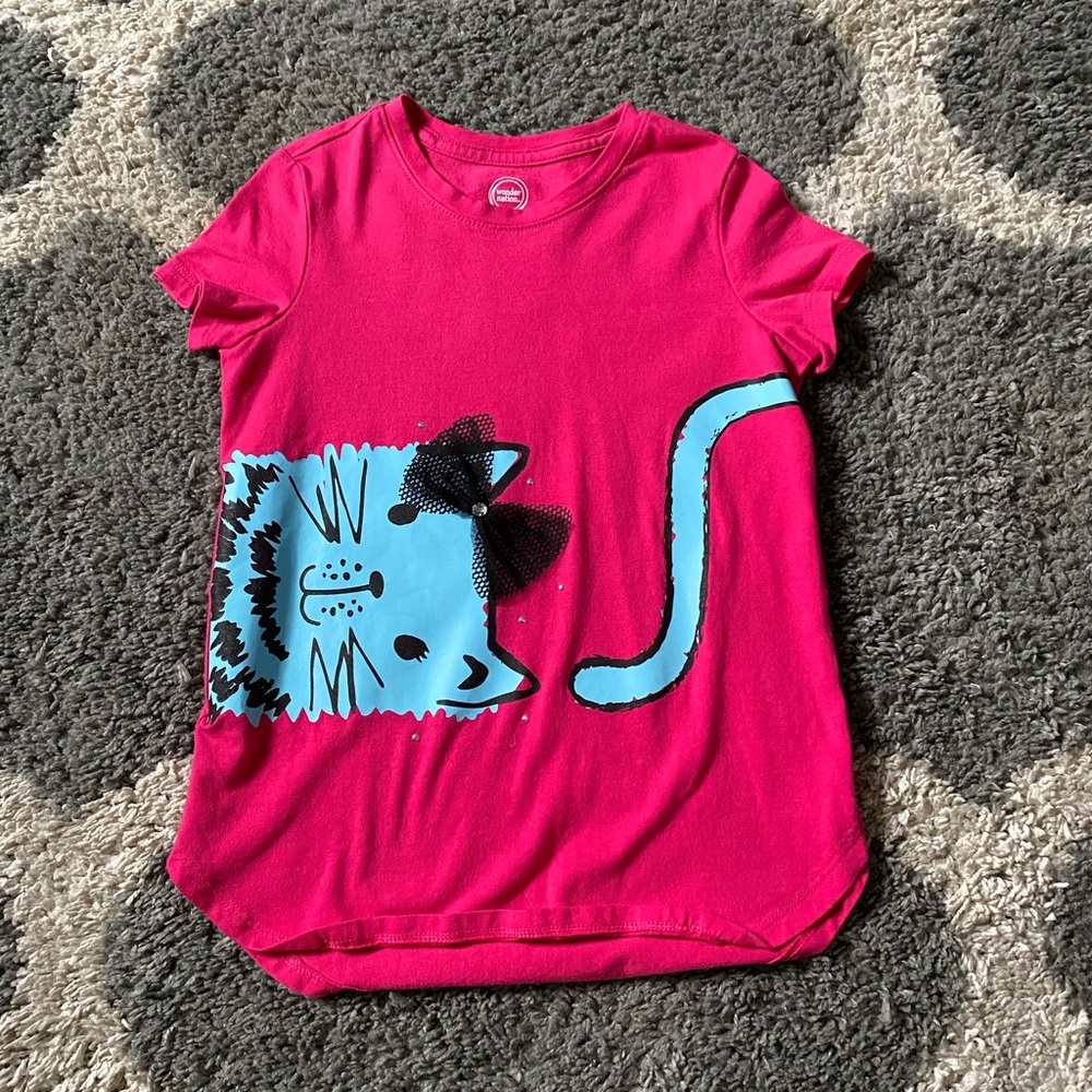 Cat tee shirt 😽